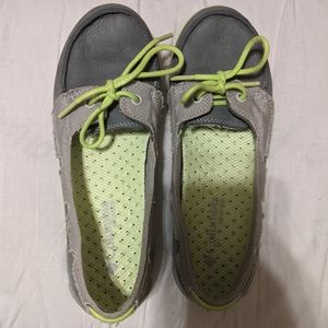 Columbia boat shoes